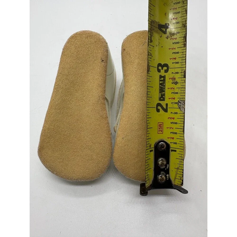 Vintage White 0-3m Booties Crib Shoes High Top Soft Sole Leather Perforated Toe